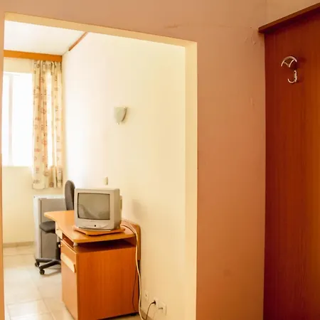 Arena Hostel *