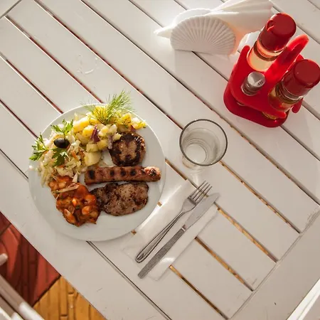 Arena Vandrarhem Slăntjev Brjag