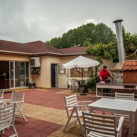 Hostel Arena *